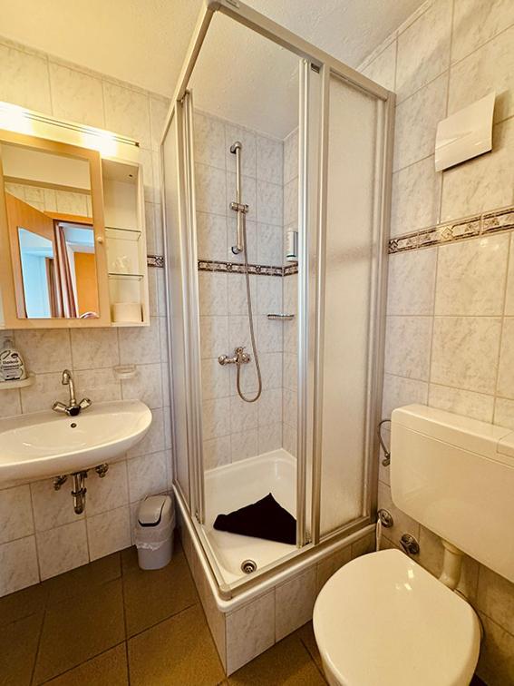 Alter Kornspeicher - Low Budget Zimmer Carolinensiel Exterior foto