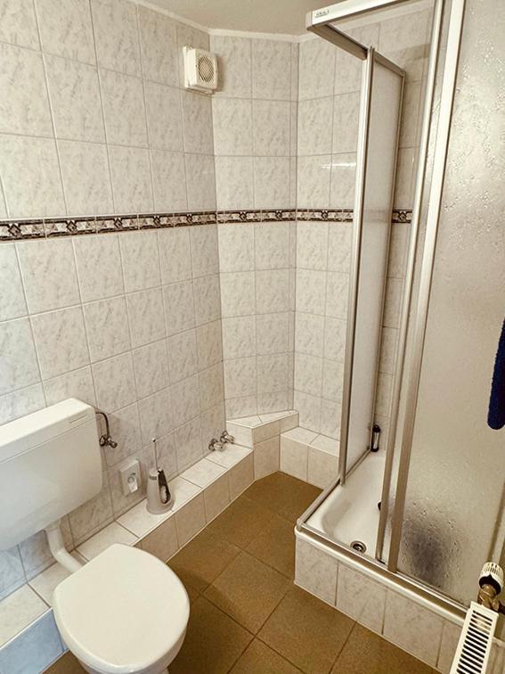 Alter Kornspeicher - Low Budget Zimmer Carolinensiel Exterior foto